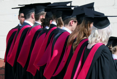 uk to let foreign students stay two years after graduation post brexit uk to let foreign students stay two years after graduation post brexit
