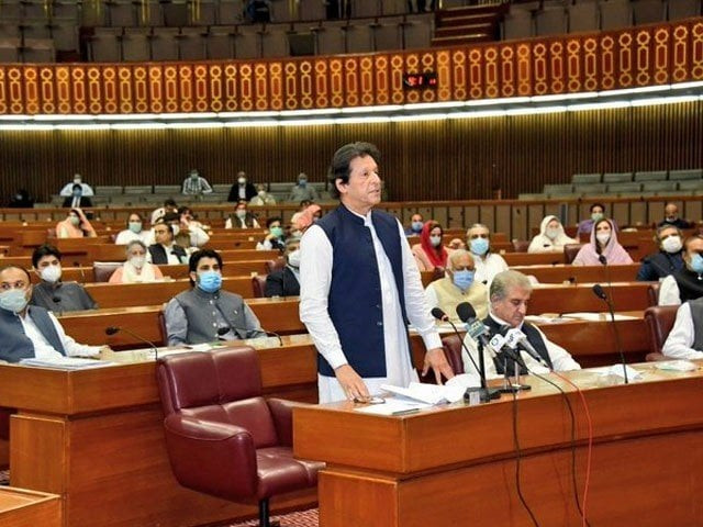 pm imran khan photo express pm imran khan photo express