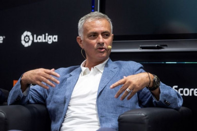 bored mourinho itching for managerial return on his terms bored mourinho itching for managerial return on his terms