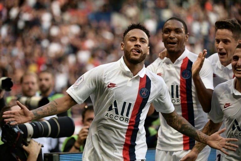 the world 039 s most expensive player was booed and insulted by sections of the psg support in the ligue 1 match against strasbourg at the parc des princes photo afp