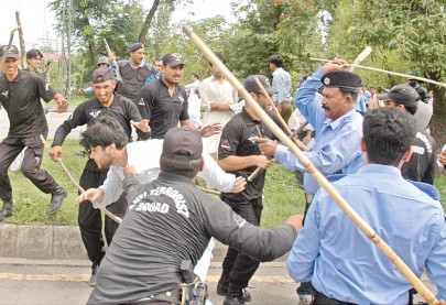 lgbt celebrations police fight moralists near red zone