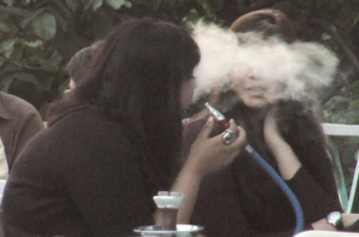 preferring non flavoured air people demand implementation of anti smoking laws