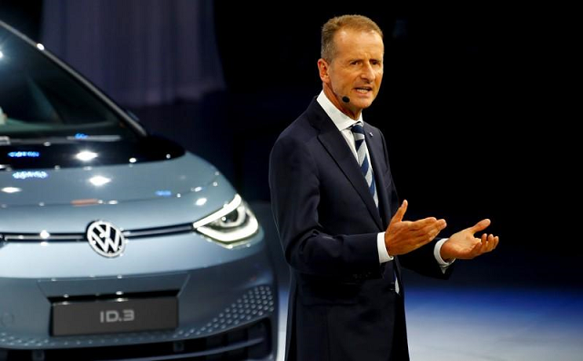herbert diess ceo of german carmaker volkswagen ag gestures in front of an id 3 pre production prototype during the presentation of volkswagen 039 s new electric car on the eve of the international frankfurt motor show iaa in frankfurt germany september 9 2019 photo reuters herbert diess ceo of german carmaker volkswagen ag gestures in front of an id 3 pre production prototype during the presentation of volkswagen 039 s new electric car on the eve of the international frankfurt motor show iaa in frankfurt germany september 9 2019 photo reuters