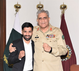 we are here to support youngsters like you coas meets pakistani boxer waseem