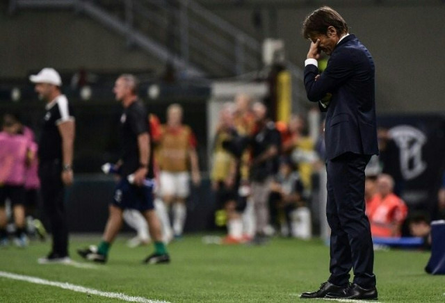 it was a draw that had the taste of defeat as the italian team left the pitch heads bowed photo afp it was a draw that had the taste of defeat as the italian team left the pitch heads bowed photo afp