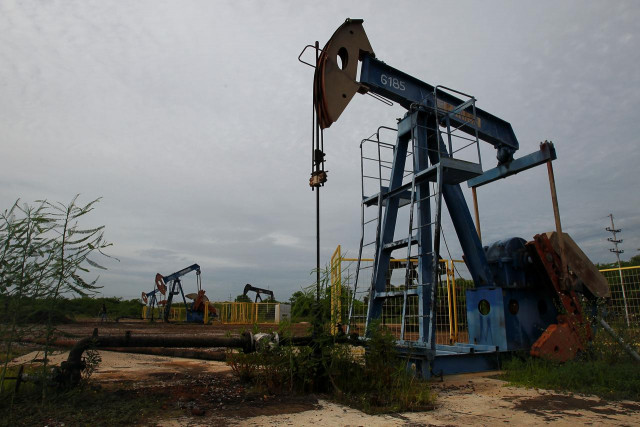 earnings rise due to higher global oil and gas prices rupee fall photo reuters earnings rise due to higher global oil and gas prices rupee fall photo reuters
