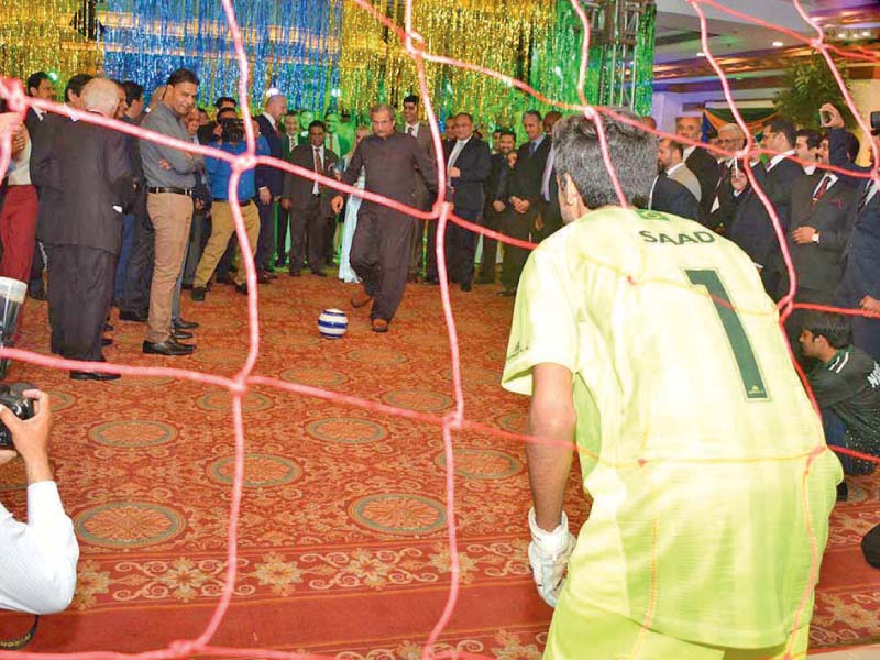 federal education minister shafqat mahmood shoots on brazil national day photo dna