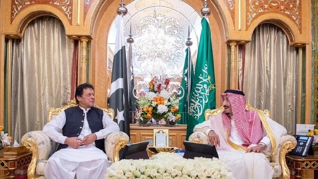 pm imran discusses kashmir issue bilateral ties in meeting with saudi king