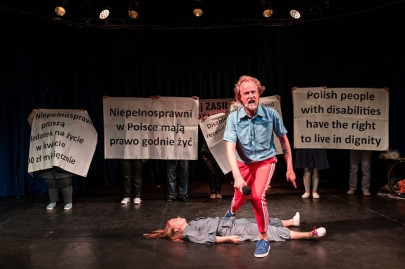 watch differently abled actors take their struggles to the stage watch differently abled actors take their struggles to the stage