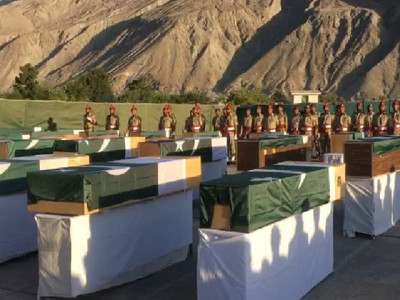 funeral prayers offered for 24 killed in babusar top accident funeral prayers offered for 24 killed in babusar top accident
