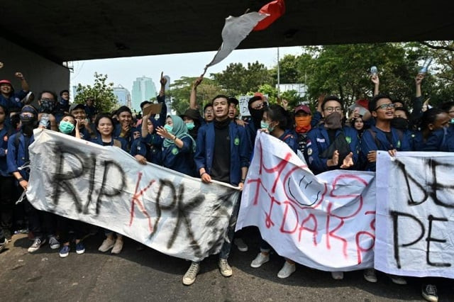 protestors in jakarta rally against the proposed changes which could affect millions including gay and heterosexual couples who might face jail for having sex outside wedlock or having an affair photo afp protestors in jakarta rally against the proposed changes which could affect millions including gay and heterosexual couples who might face jail for having sex outside wedlock or having an affair photo afp