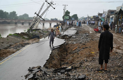 in pictures earthquake hits north eastern pakistan in pictures earthquake hits north eastern pakistan