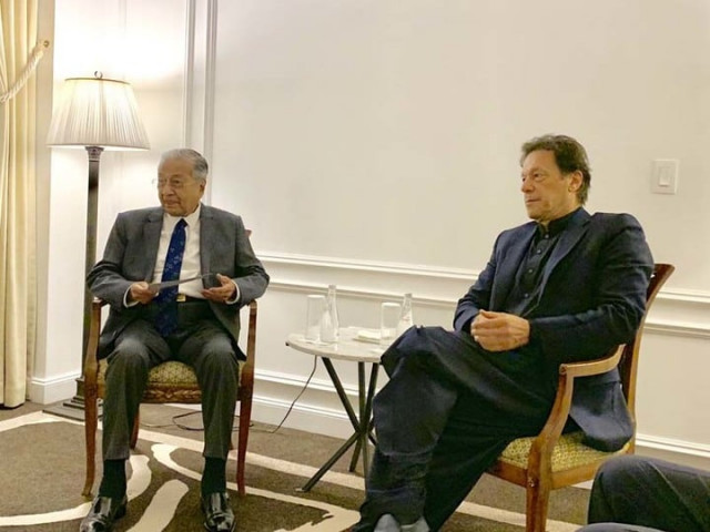 pm imran erdogan mahatir hold trilateral summit on the sidelines of new york 039 s unga session photo twitter maleehalodhi pm imran erdogan mahatir hold trilateral summit on the sidelines of new york 039 s unga session photo twitter maleehalodhi