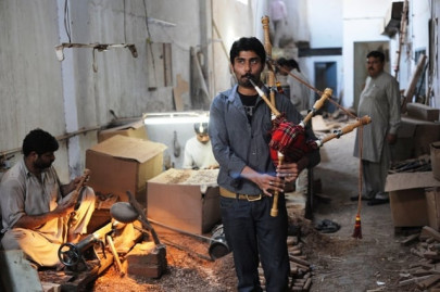 bagpipes make corner of pakistan forever scotland