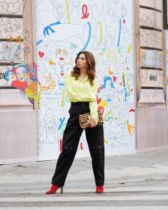 delighted to represent pakistan at paris fashion week mahira khan delighted to represent pakistan at paris fashion week mahira khan