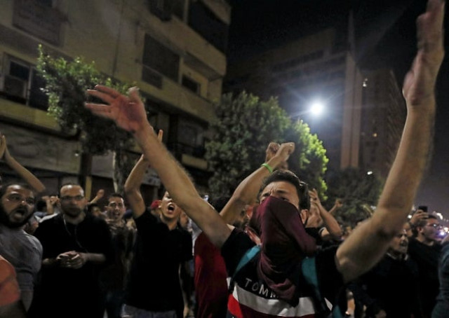 small groups of protesters gather in central cairo shouting anti government slogans in cairo egypt september 21 2019 photo reuters