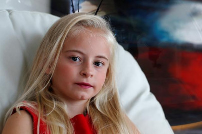 nine year old double amputee to model at paris fashion week nine year old double amputee to model at paris fashion week