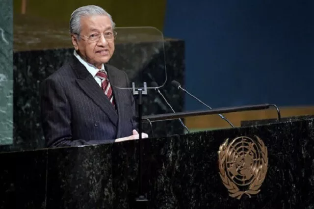 malaysian prime minister tun dr mahathir mohamad speaking at the 74th general assembly at the united nations headquarters photo malaysian pm 039 s office malaysian prime minister tun dr mahathir mohamad speaking at the 74th general assembly at the united nations headquarters photo malaysian pm 039 s office