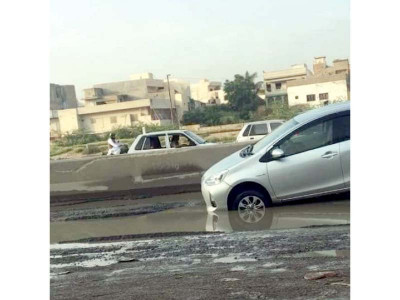 sindh govt kmc turn blind eye to national highway s abysmal condition sindh govt kmc turn blind eye to national highway s abysmal condition