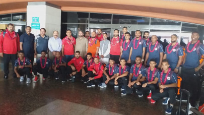 oman visits pakistan to play hockey but sri lanka cricket team steals limelight oman visits pakistan to play hockey but sri lanka cricket team steals limelight