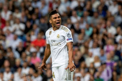 casemiro spares madrid s blushes against brilliant brugge