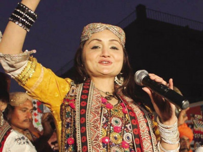 singer shazia khushk calls it quits owing to religious obligations