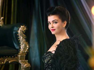 aishwarya rai plays the wicked queen in maleficent trailer aishwarya rai plays the wicked queen in maleficent trailer