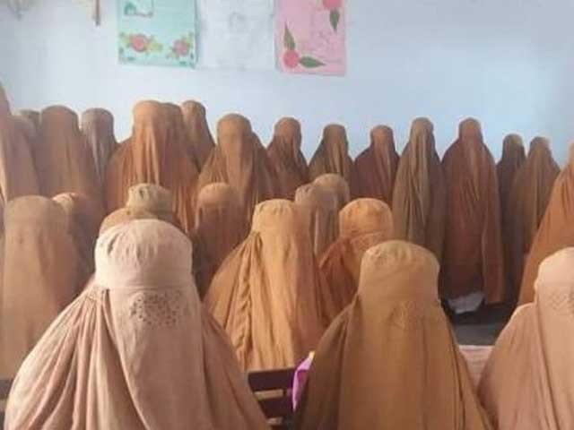 burqas distributed among schoolgirls in k p