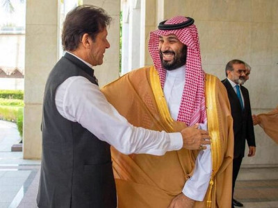 pti govt rejects report of saudi crown prince snubbing imran