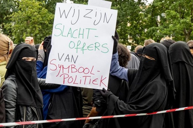 un racism expert slams dutch burqa ban