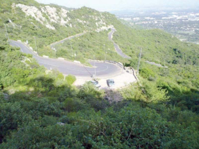 margalla hills attracts visitors after rain