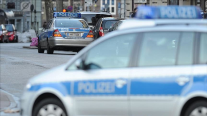 police raid after bomb threats to mosques in germany police raid after bomb threats to mosques in germany