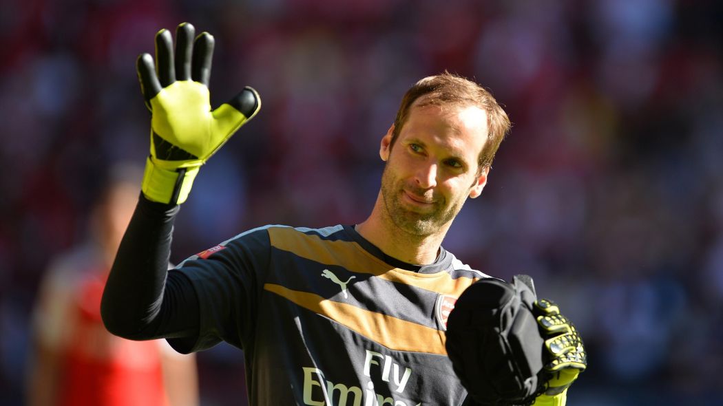 Petr Cech signs up to play in goal for fourth-tier ice hockey team