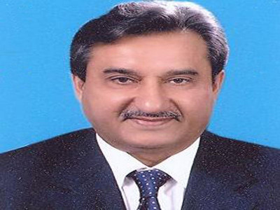 education minister says not to worry over change of masters education minister says not to worry over change of masters