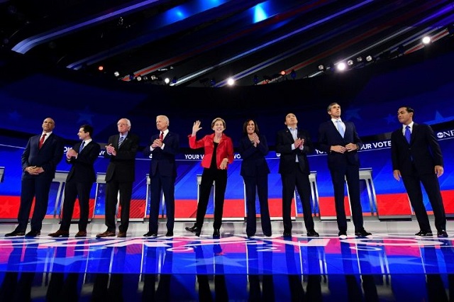 the october 15 2019 democratic presidential debate will be more crowded than september 039 s event shown here as 12 candidates will take the stage vying for the opportunity to challenge president donald trump in the 2020 election photo afp