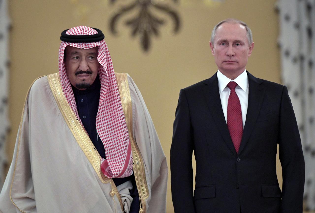 russian president vladimir putin r and saudi arabia 039 s king salman attend a welcoming ceremony ahead of their talks in the kremlin in moscow russia photo reuters file