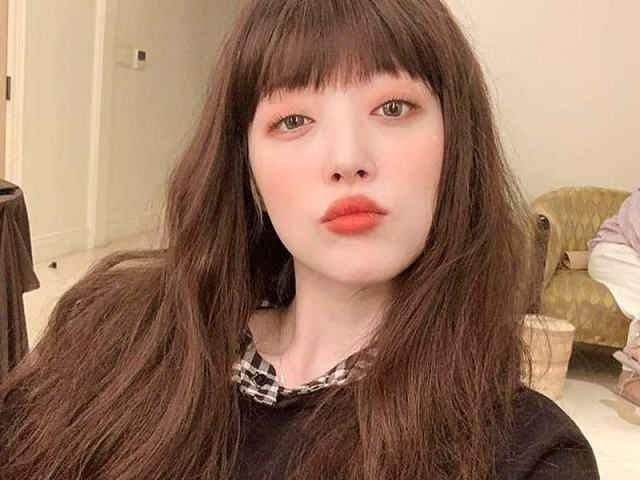 sulli debuted with the five member f x in 2009 all photos daily mail sulli debuted with the five member f x in 2009 all photos daily mail