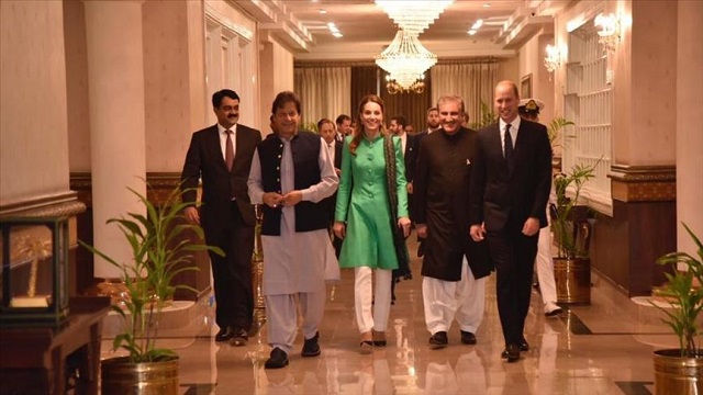 pakistani designers add glitter to royal couple visit