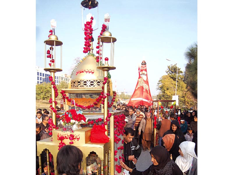 traditional chehlum processions end peacefully in rawalpindi