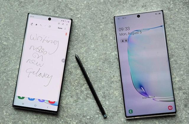 detail of a pen written note on a samsung galaxy note 10 phone at a launch event at a samsung experience store in london britain august 5 2019 photo reuters