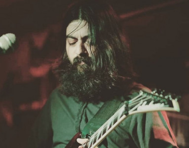 guitarist faraz anwar takes legal action against international airline guitarist faraz anwar takes legal action against international airline