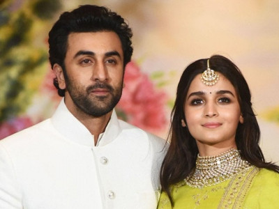 in pictures ranbir kapoor alia bhatt spotted vacationing in london in pictures ranbir kapoor alia bhatt spotted vacationing in london