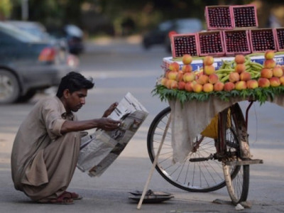 as inflation rises even hawkers feel the pinch in karachi as inflation rises even hawkers feel the pinch in karachi