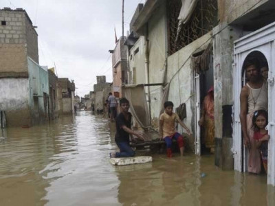 several villages inundated as cyclone kyarr moves west several villages inundated as cyclone kyarr moves west