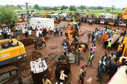 indian boy dies after three days stuck in well indian boy dies after three days stuck in well
