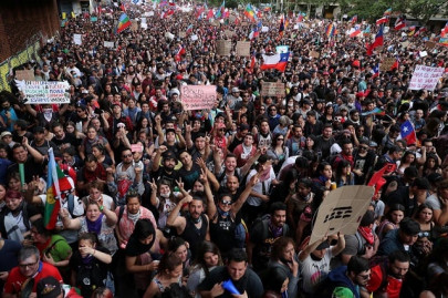 protesters take to the streets in santiago other chilean cities protesters take to the streets in santiago other chilean cities