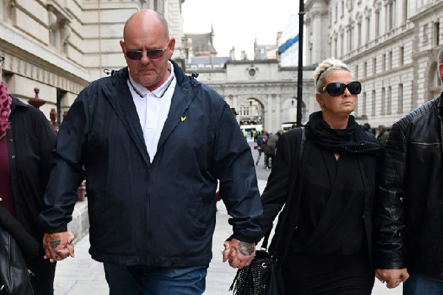 parents of the victim photo afp