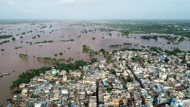 destructive storm surges fuelled by increasingly powerful cyclones and rising seas will hit asia hardest according to the study photo afp file destructive storm surges fuelled by increasingly powerful cyclones and rising seas will hit asia hardest according to the study photo afp file