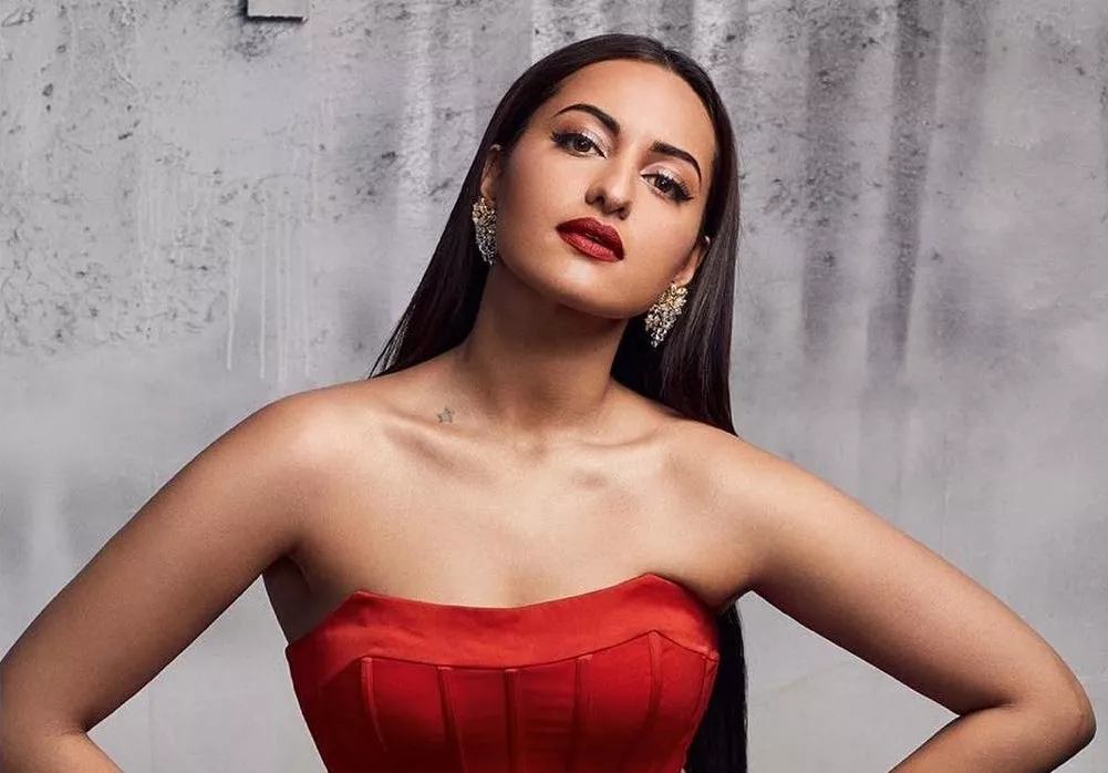 watch sonakshi sinha silences body shamers in recent video watch sonakshi sinha silences body shamers in recent video