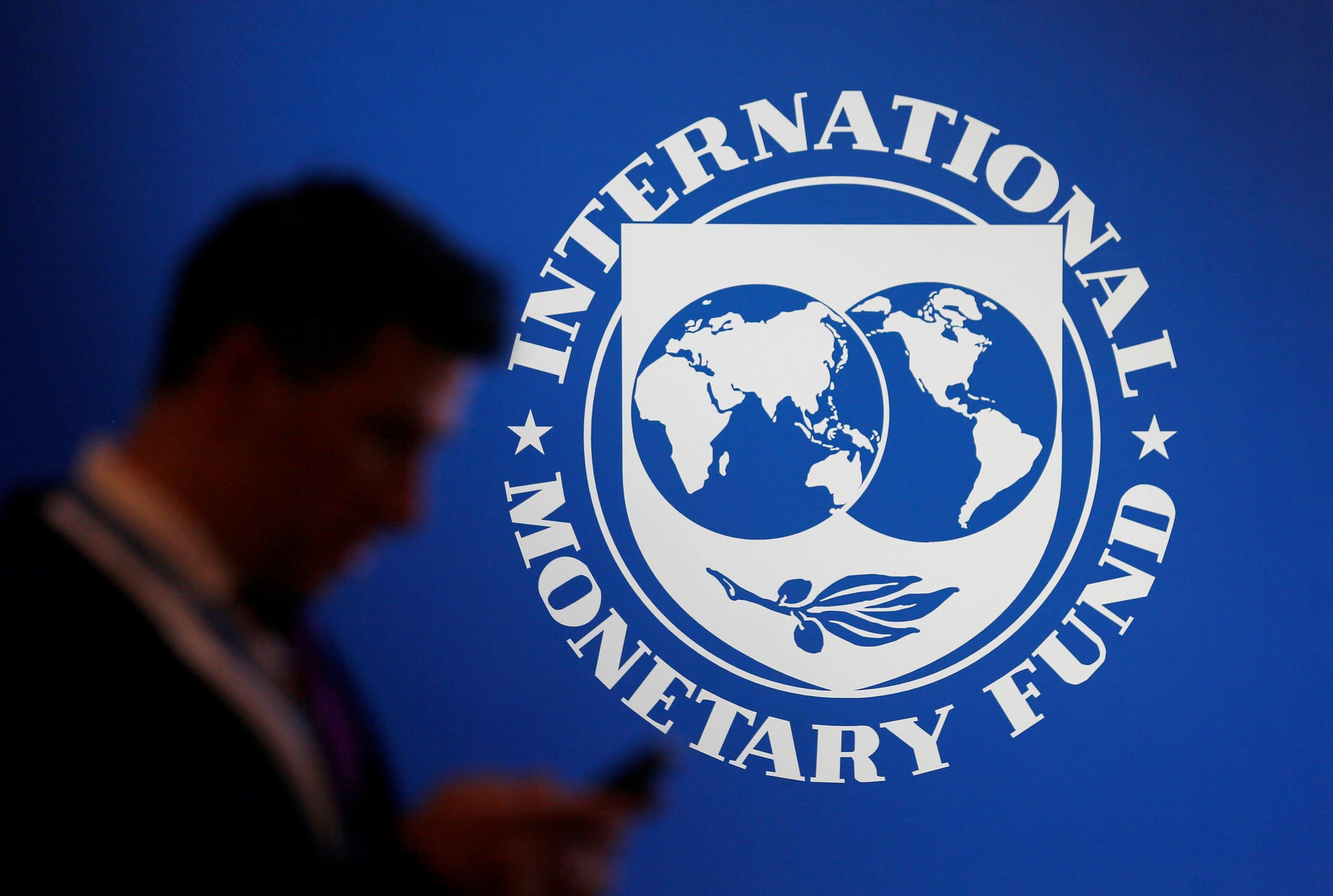 IMF warns of risks to economy despite stabilisation